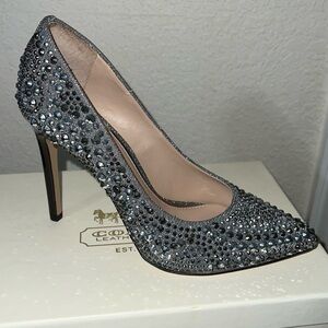 Gianni Bini Sparkling Gray Heels
